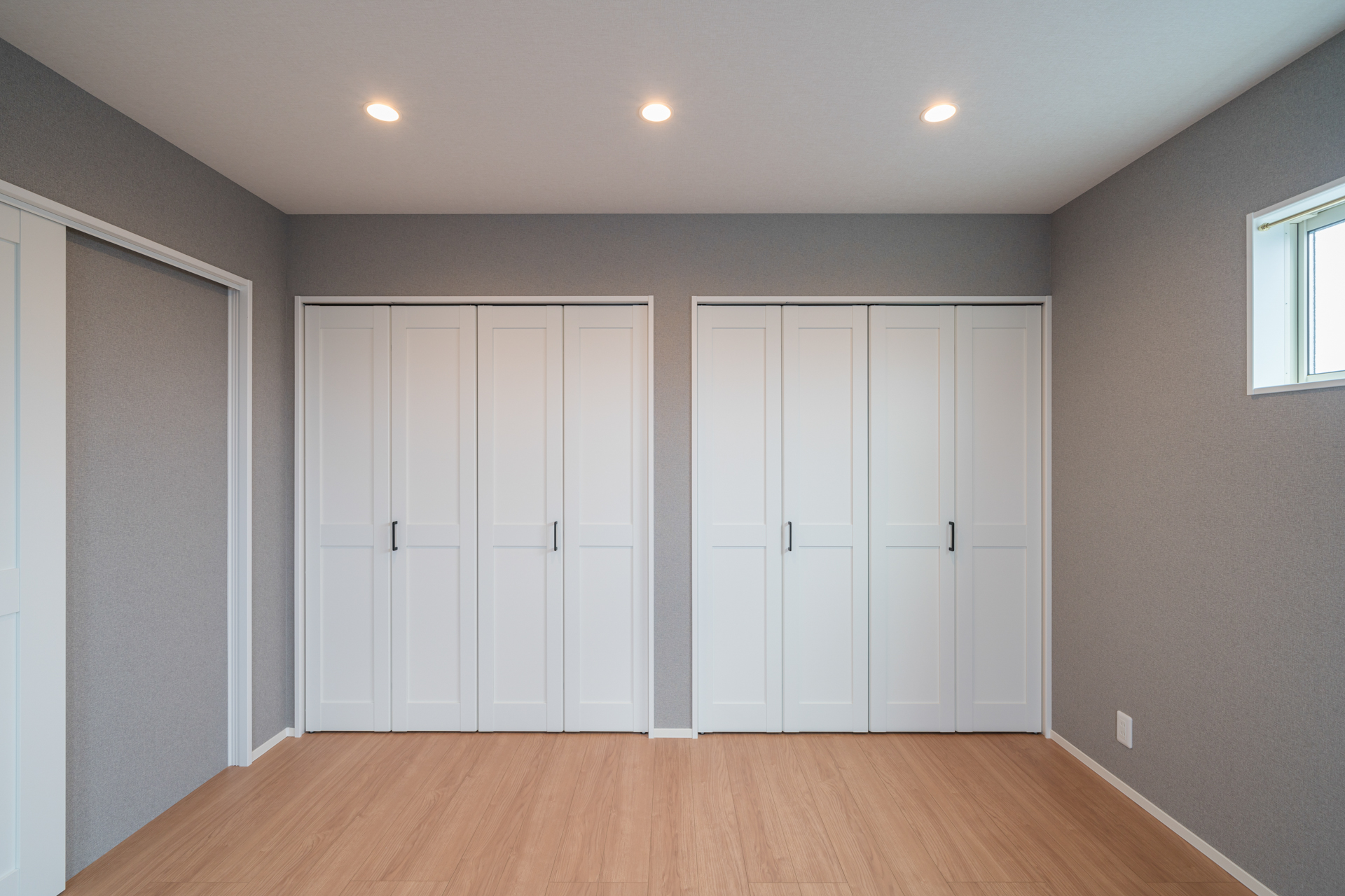 客間としても使えるクローゼット付き空間