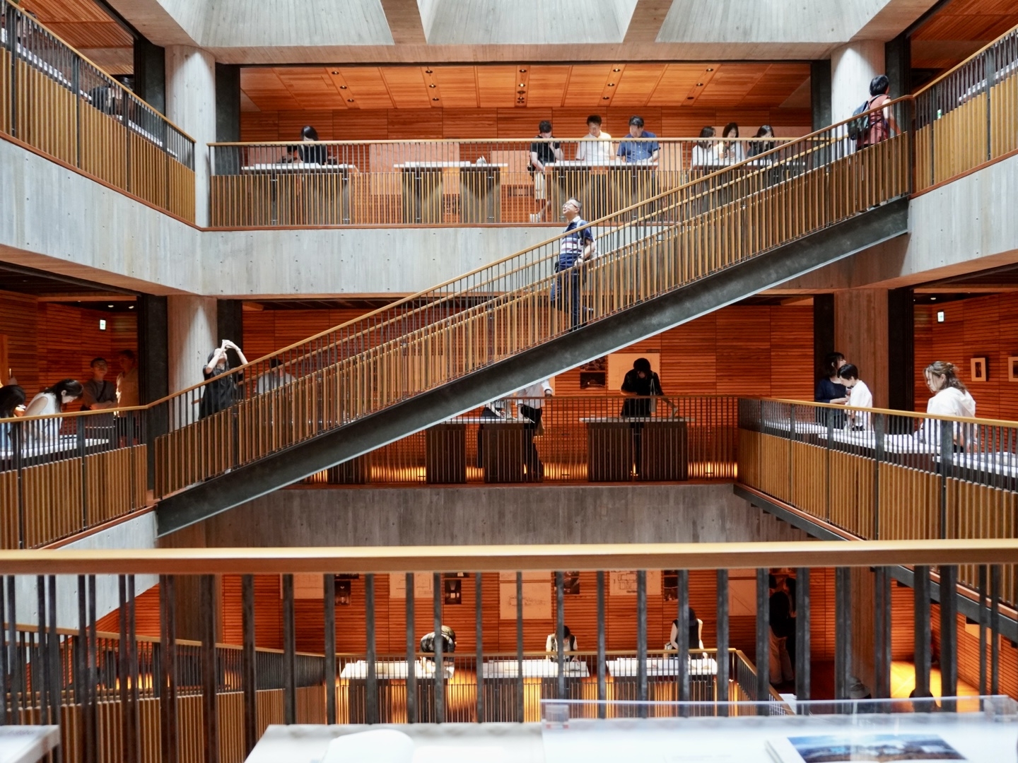 名建築とおいしいお店 アイチャッチ