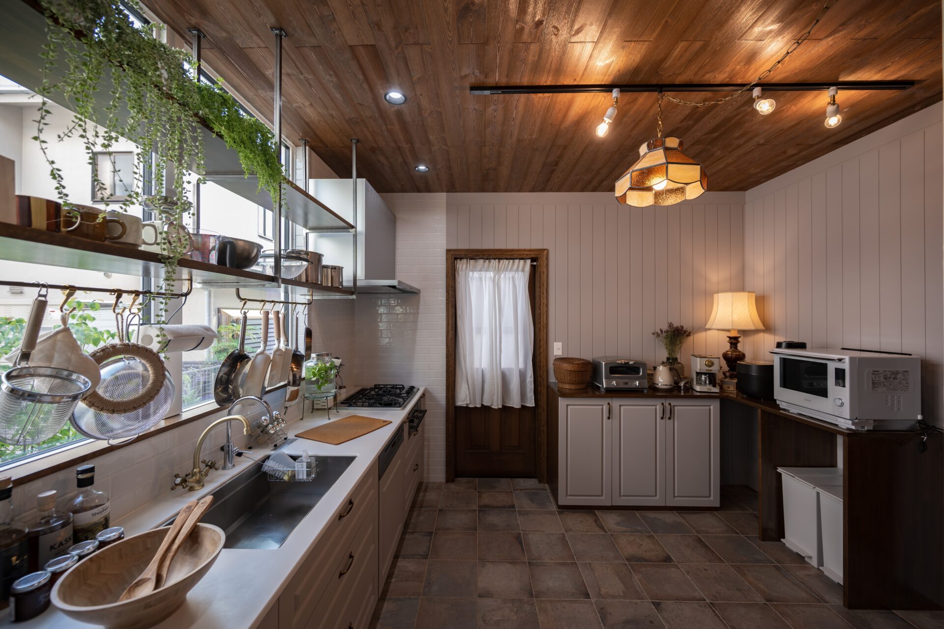 時を楽しむ暮らし「ヴィンテージスタイル」の魅力とは？｜素材感で彩る注文住宅のカタチ アイチャッチ