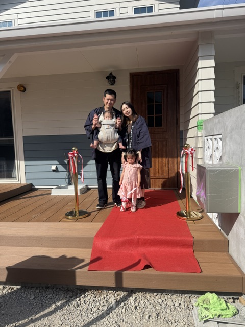 お引渡し日を迎えました！｜アメリカンスタイルの注文住宅 アイチャッチ
